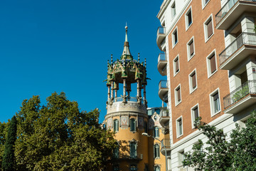 Naklejka premium Scenic Barcelona street vista, Catalonia