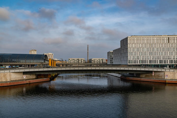 Berlin im Herbst, Hugo-Preuss-Brücke