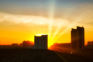 Sonnenuntergang über der Stadt. Moskau