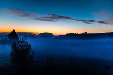 Fototapeta na wymiar Nebel bedeckt den Stromberg