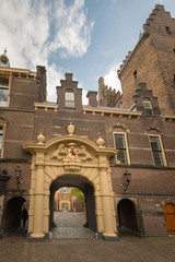 Fototapeta na wymiar Gate at Binnenhof in Den Haag (the Hague).