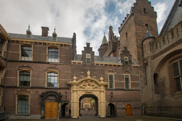 Fototapeta na wymiar Gate at Binnenhof in Den Haag (the Hague).