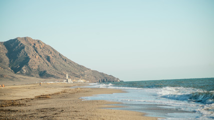 Fototapeta na wymiar Oleaje en la playa de cabo de gata