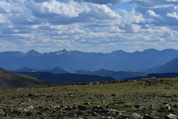 Fototapeta premium landscape with mountains and clouds