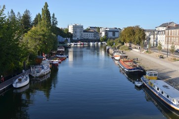 Fototapeta na wymiar Erdre river, Nantes, France