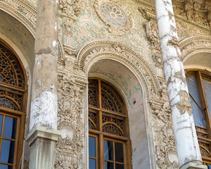 Obraz premium Architectural details of Masoudieh historic mansion from Qajar dynasty, built in 1879, Tehran capital city, Iran