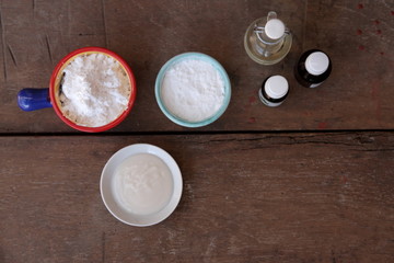 natural and organic ingredients for homemade deodorant preparation