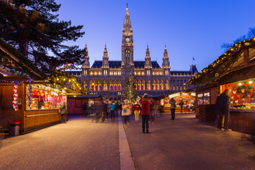Christmas Market near City Hall in Vienna Austria - obrazy, fototapety, plakaty