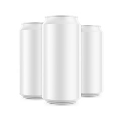 Realistic aluminum can mockup. Vector illustration. Can be used for beer, water, soda, energetic, etc. Easy to use for presentation your product, idea, design. EPS10.	