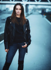 Obraz premium Urban portrait. Beautiful young woman