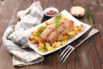 roasted beef or veal with vegetable and herbs
