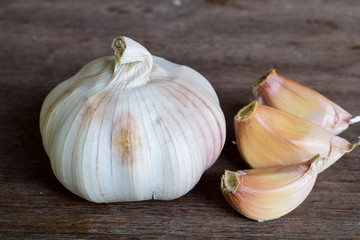 garlic on wooden table