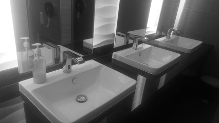 Fototapeta premium interior of modern bathroom