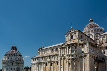 Fototapeta premium The Pisa Baptistery with the Cathedral