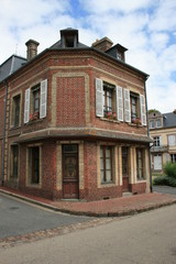 Fototapeta na wymiar Beaumont-en-Auge (Normandie, Calvados, France)