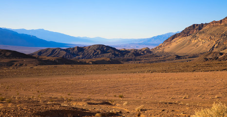 Naklejka na ściany i meble Landschaft im Death Valley am Artist Drive