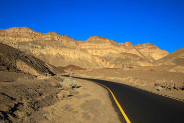 Death Valley: Die  Artist's Palette und der Artist's Drive