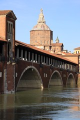 Fototapeta na wymiar Ponte sul Ticino Pavia