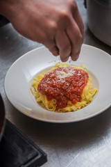 Piatto di tagliatelle al sugo