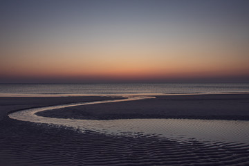 Sonnenuntergang am Strand beim Roten Kliff auf der Insel Sylt - 305479087