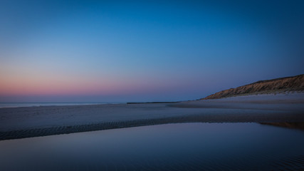 Sonnenuntergang am Strand beim Roten Kliff auf der Insel Sylt - 305479252