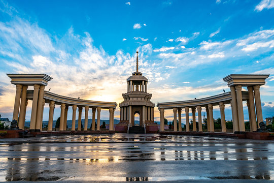 Kulob Castle Square 31