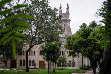 Iglesia de Lourdes en el centro de Bogotá _ Colombia