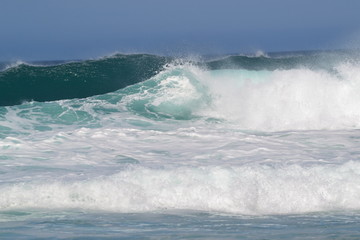 waves and surf in cornwall
