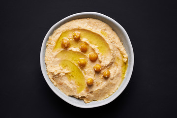 plate of hummus and vegetables
