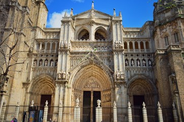 Fototapeta na wymiar Portal of Forgiveness (Puerta del Perdón) of the Primate Cathedral of Saint Mary of Toledo, Spain 