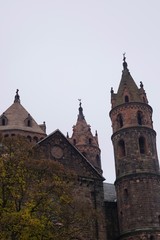 Obraz premium Türme des Wormser Kaiserdoms