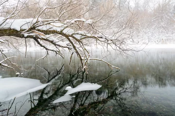 Berühmte blaue Seen, die im Winter nicht zufrieren und sich vom Grundwasser ernähren. Russland, Tatarstan, Kasan. © Evgeniy