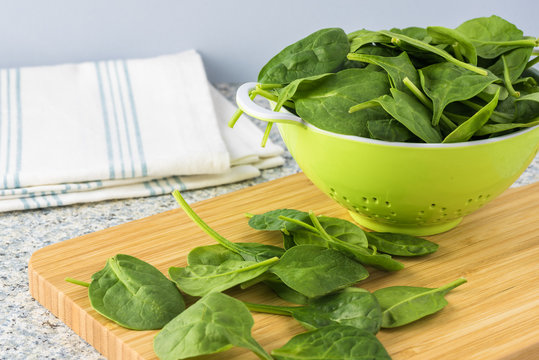 Organic baby spinach leaves.