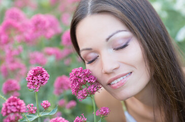 Naklejka premium Portrait of a beautiful brunette