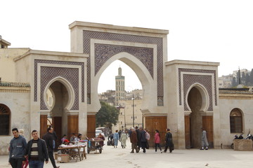 Fes, Morocco »; Spring 2017: Door to enter the interior of the medina