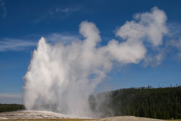 The Old Faithful Geysers, Yellowstone National Park, Wyoming,USA