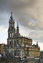 Fototapeta na wymiar Katholische Hofkirche in Dresden. Germany
