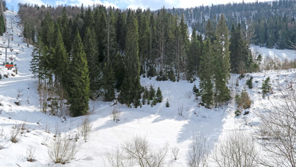 Obraz na płótnie Canvas wonderful snowy mountain landscape in early spring