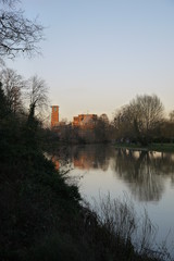 Obraz premium Stratford upon Avon River View of Theatre
