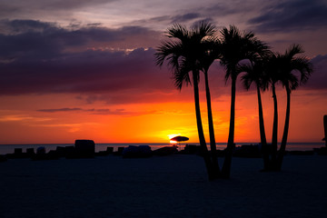 Obraz premium View of the sunset in St. Pete Beach, FL 