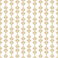 Golden geometric seamless pattern. Abstract background with curved shapes, rhombuses, feathers. Gold and white repeat texture, art deco style. Ornament design for decor, textile, cloth. Stock vector