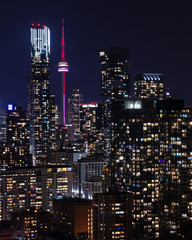 Fototapeta na wymiar CN tower a night