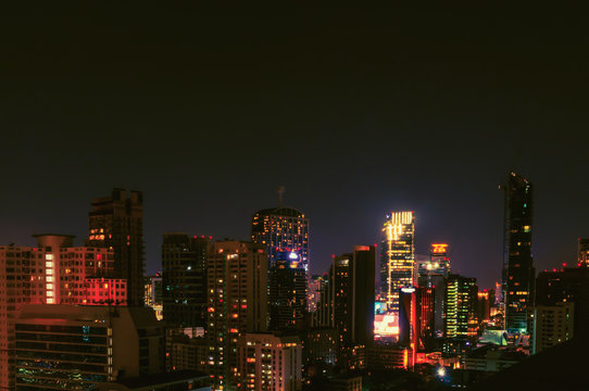 city at night © banlai