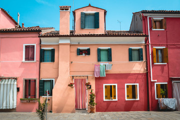 Fototapeta na wymiar Colored italian houses in the Burano island 