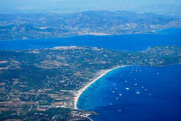 Naklejka na ściany i meble Golf of Saint-Tropez during summertime, Pampelonne beach and yachts