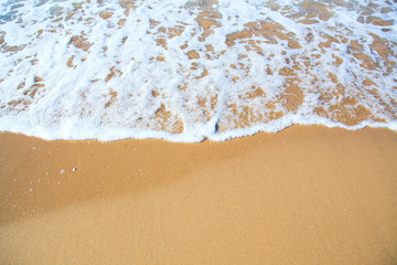 Fototapeta na wymiar Bright sandy beach coastline.