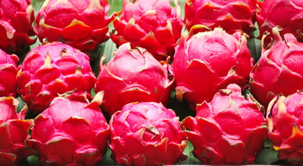Dragon fruit in a wooden tray