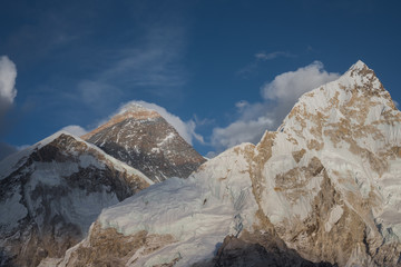 mountains with mount everest