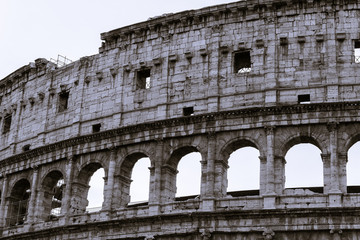 Obraz premium Ruins of the Colosseum in Rome, view of the outside. 