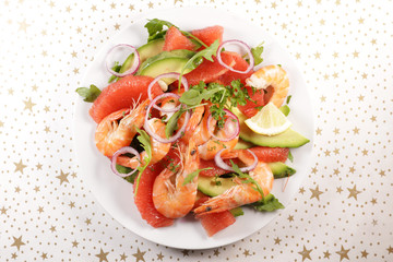shrimp salad with avocado and grepfruit
